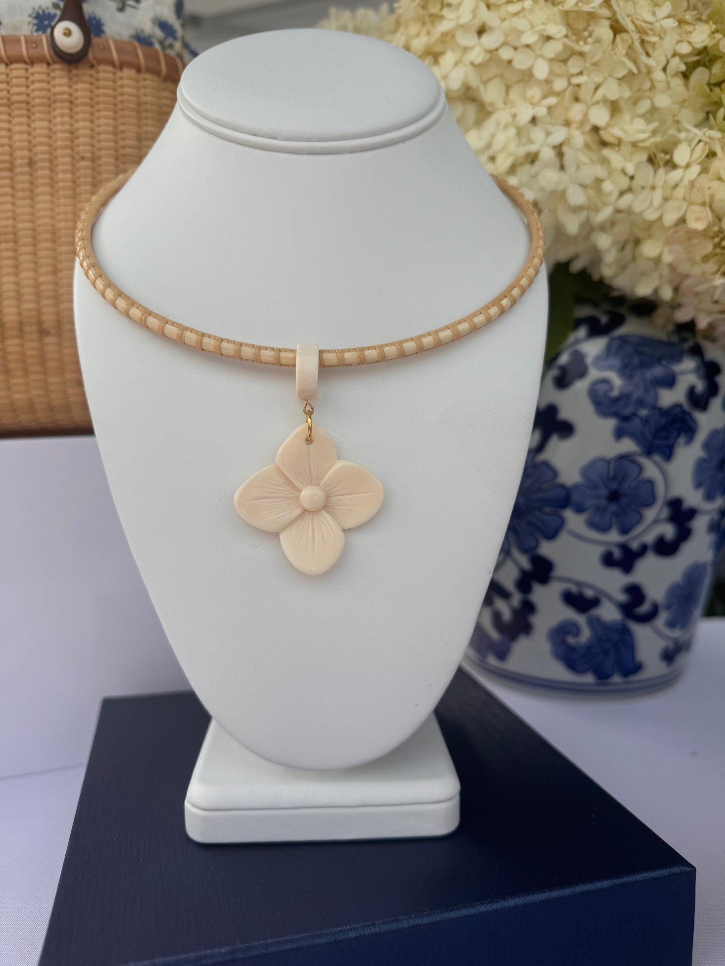 Nantucket Necklace w/Hydrangea Pendant