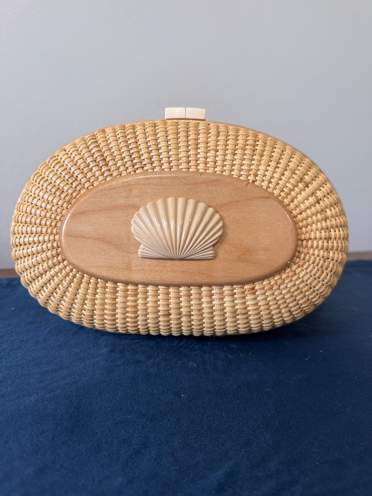9” Nantucket Lightship Basket Clutch