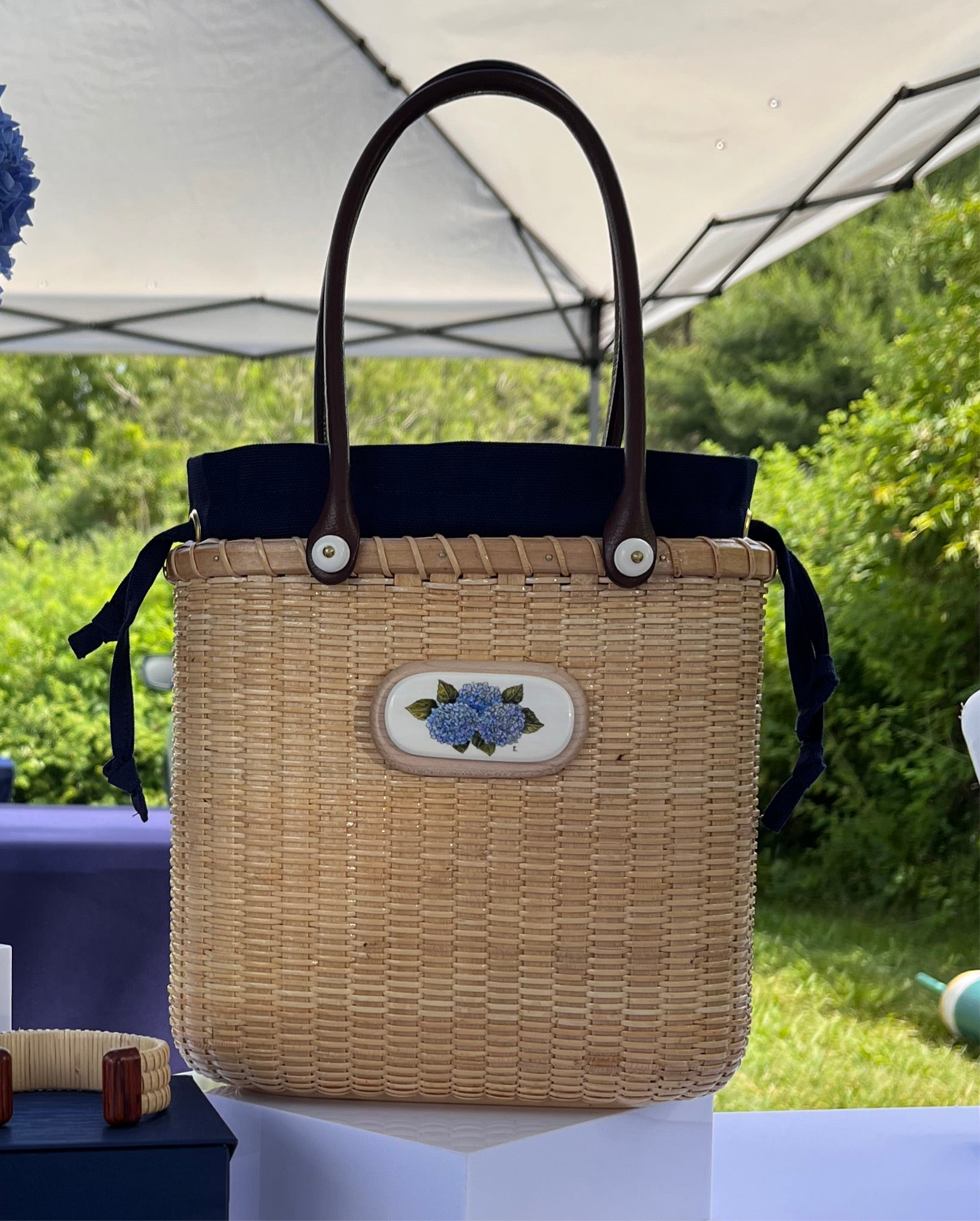 Nantucket Lightship Tote - Tupper with Hydrangea Scrimshaw Nantucket Lightship Tote - Tupper with Hydrangea Scrimshaw