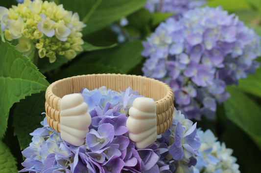 3/4” Scallop Shell Nantucket Basket Bracelet with End Caps