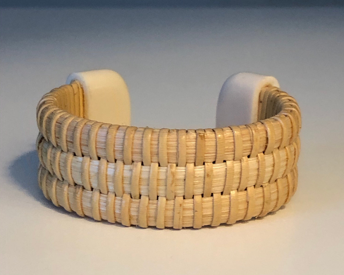 3/4” Acrylic- Nantucket Basket Bracelet