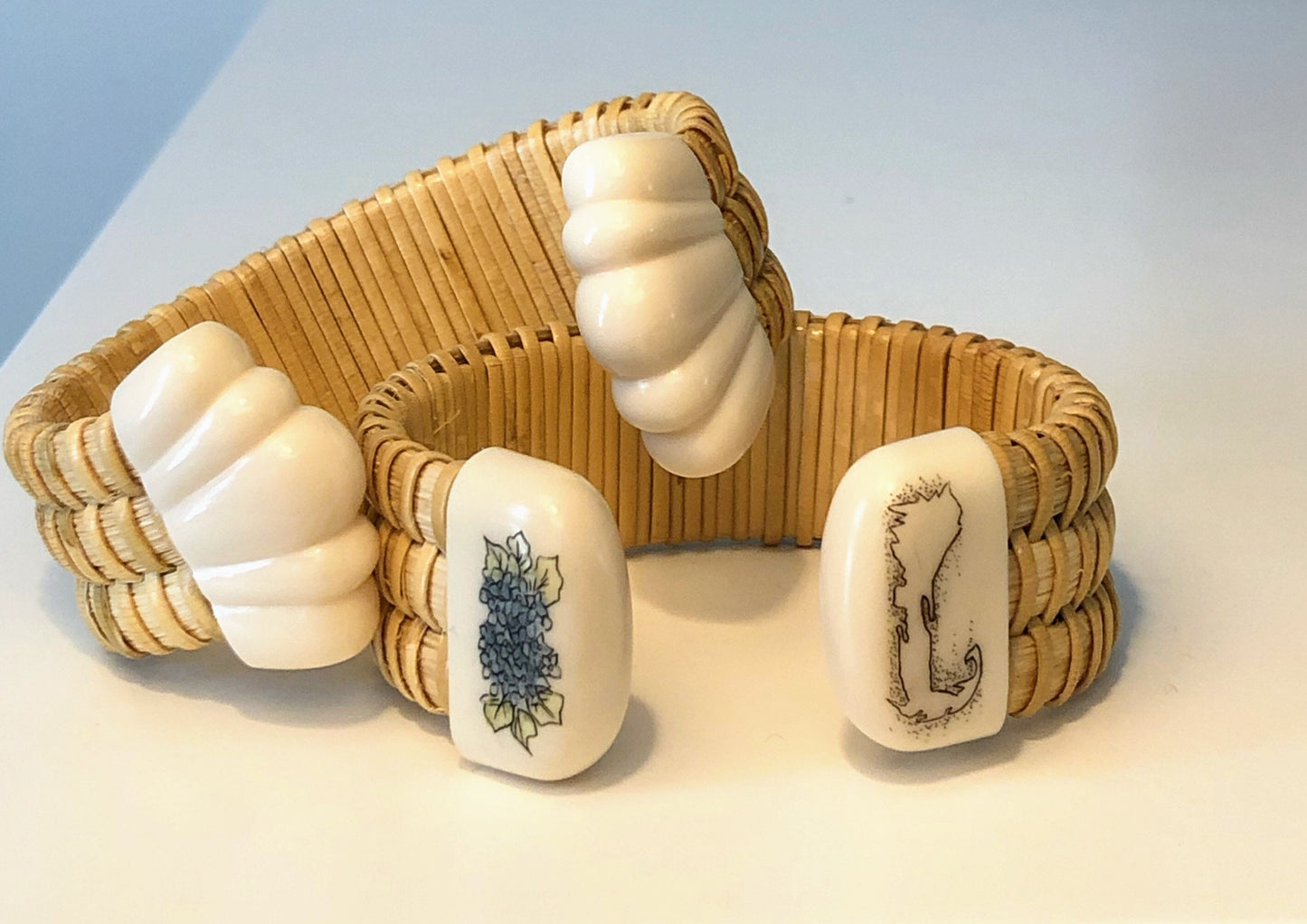 3/4” Scallop Shell Nantucket Basket Bracelet with End Caps