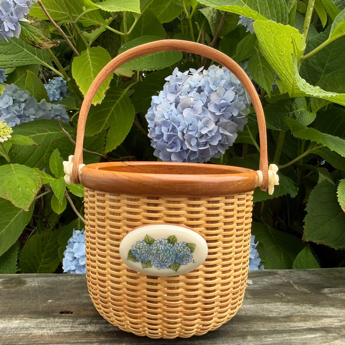 Nantucket Hydrangea - Nantucket Lightship Basket