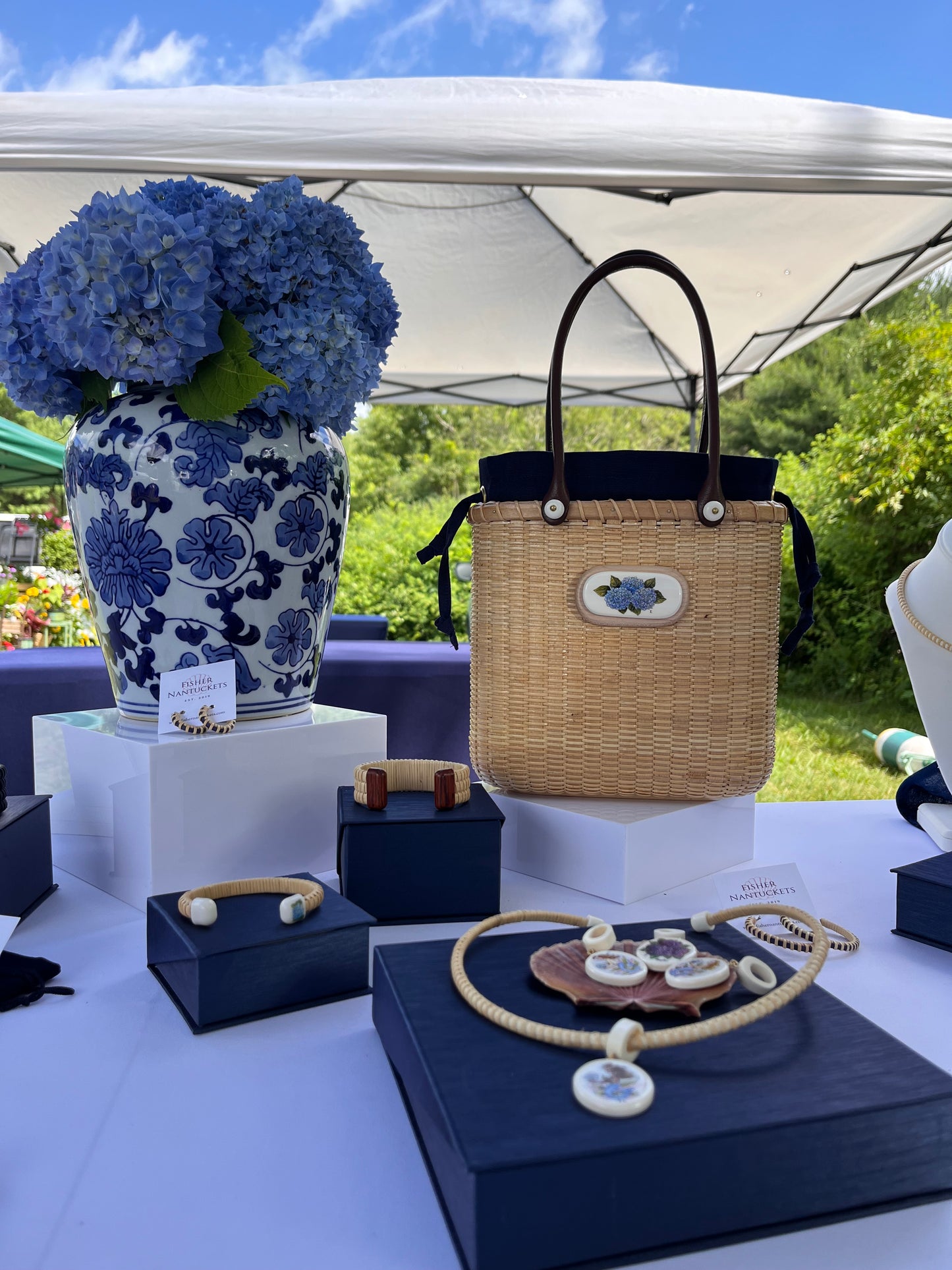 Nantucket Lightship Tote - Tupper with Hydrangea Scrimshaw