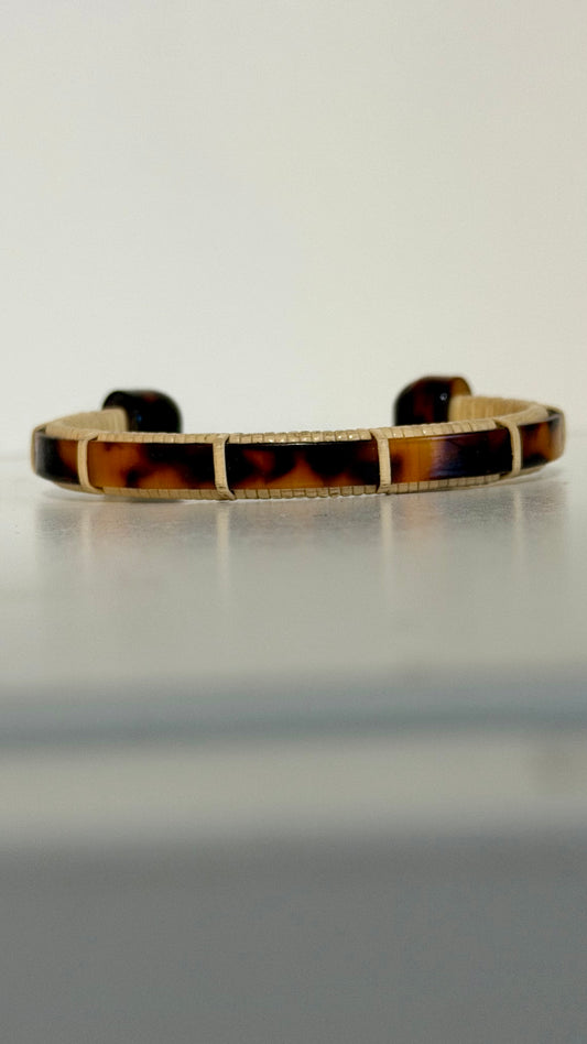 1/4” Eco-Tortoiseshell Overlay Cuff