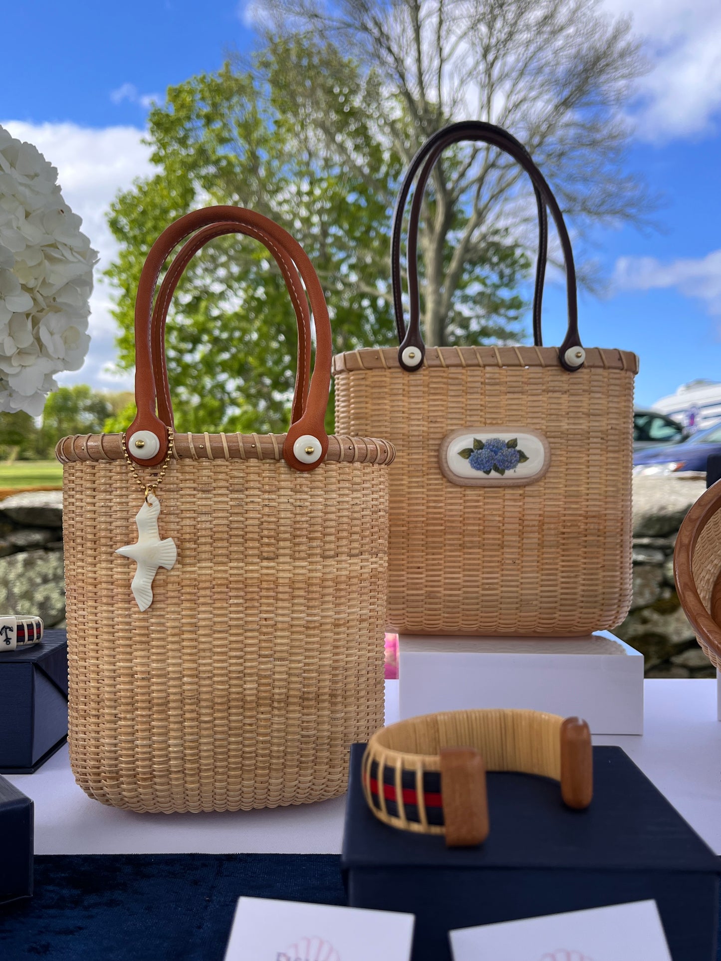 Nantucket Lightship Tote - Tupper with Hydrangea Scrimshaw